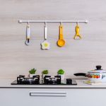 Barra-media-com-4-ganchos---60-cm