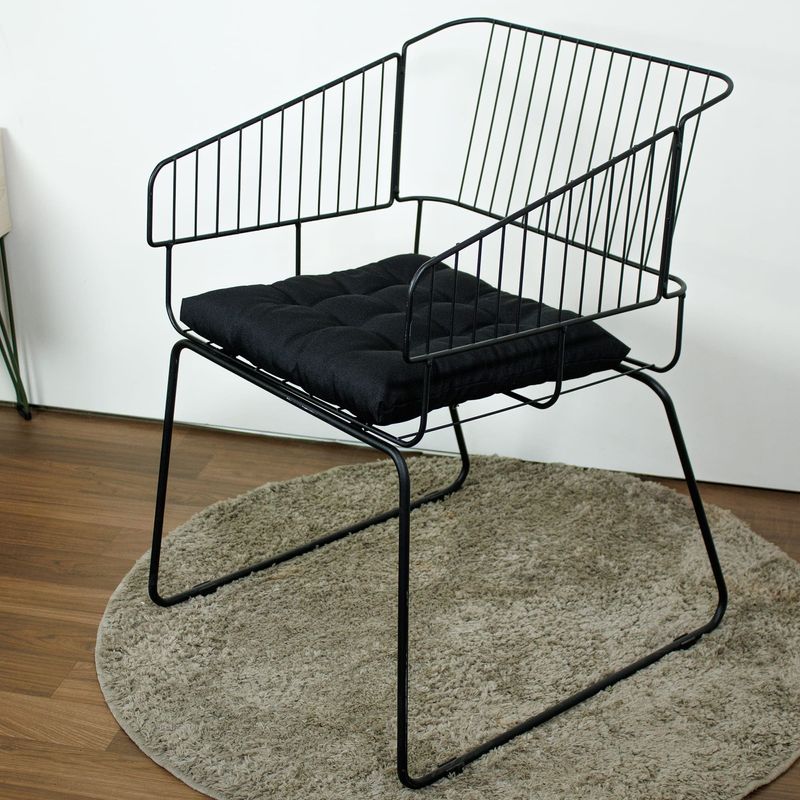 Cadeira-Decorativa-Aramada-Country